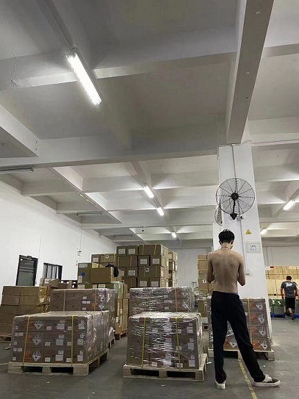 中越公路运输.jpg